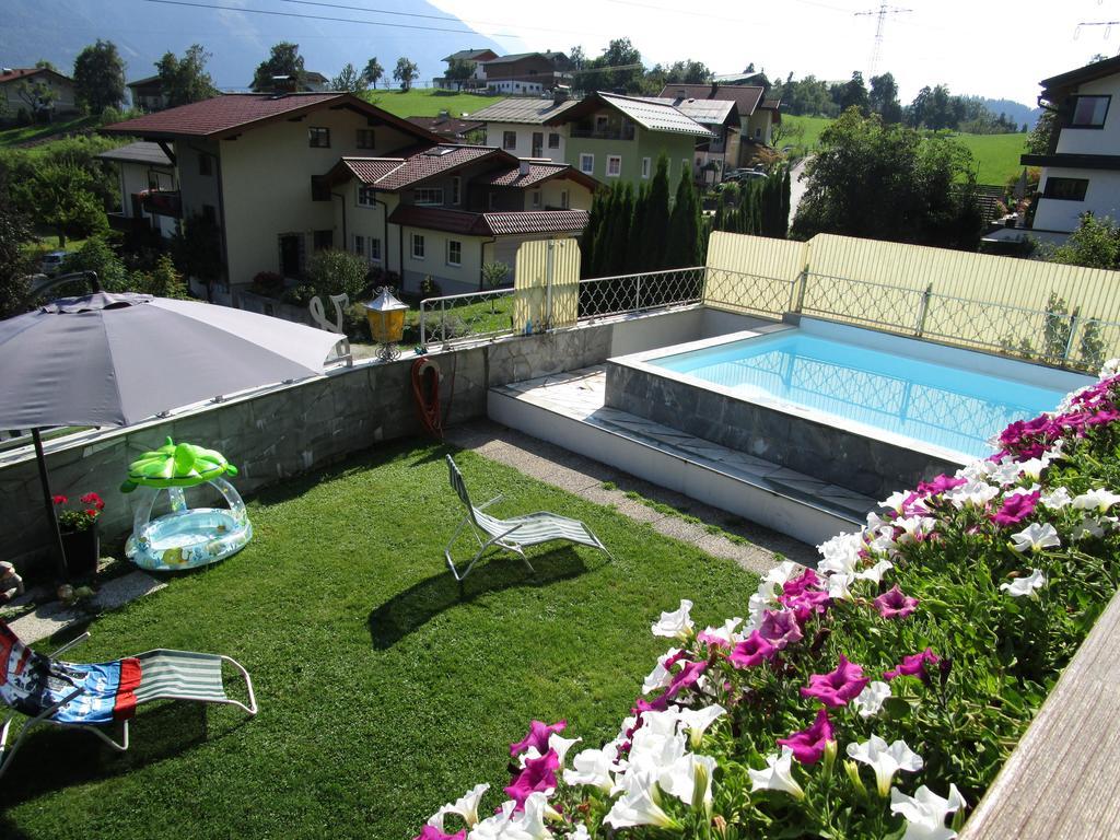 Haus Sonnenterrasse Apartamento Sankt Veit im Pongau Exterior foto