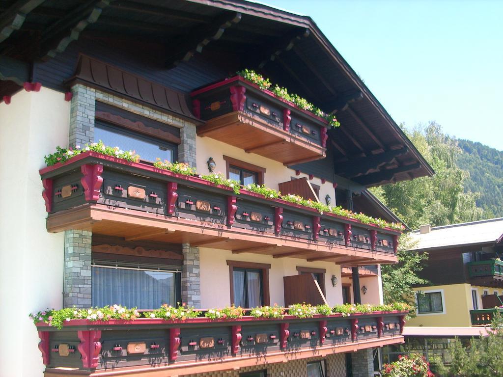 Haus Sonnenterrasse Apartamento Sankt Veit im Pongau Exterior foto