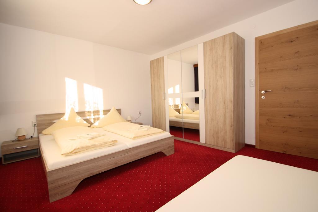 Haus Sonnenterrasse Apartamento Sankt Veit im Pongau Exterior foto